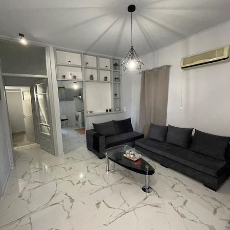 Airpoint Renovated Apartman Ártemida Kültér fotó